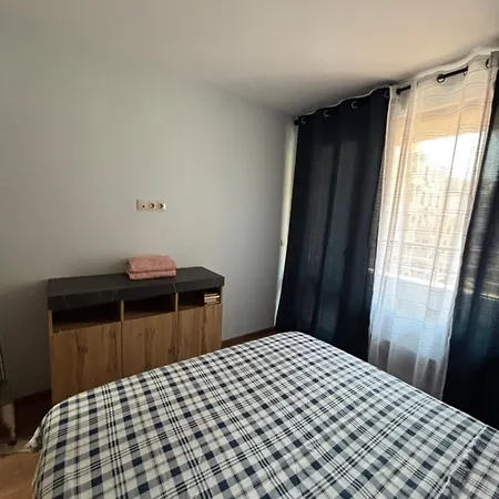 Desis Seaside Hideaway Апартамент *