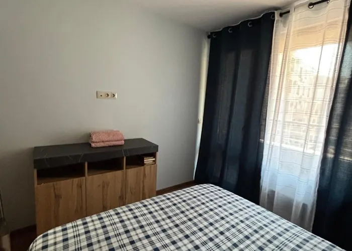 Desis Seaside Hideaway Апартамент *