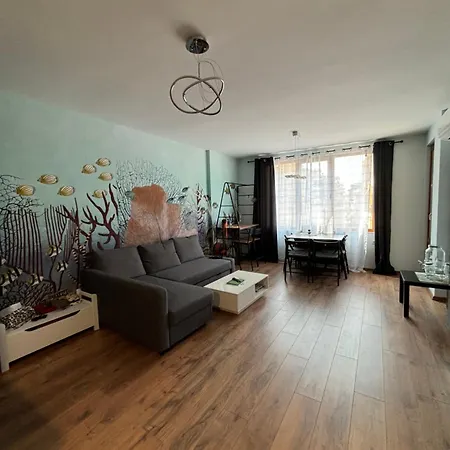 бутиков деси Apartment Pomorie